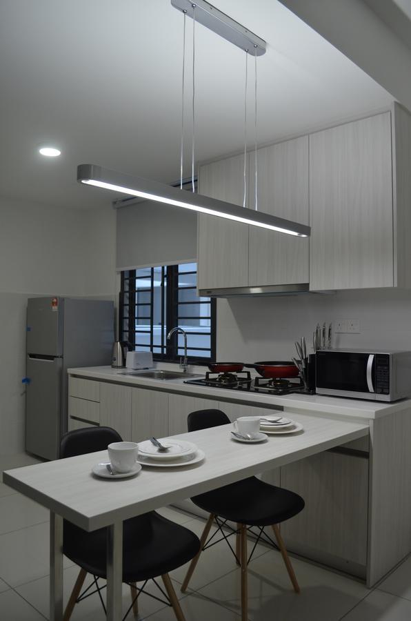 1 Tebrau Suites By Subhome Johor Bahru Exterior photo