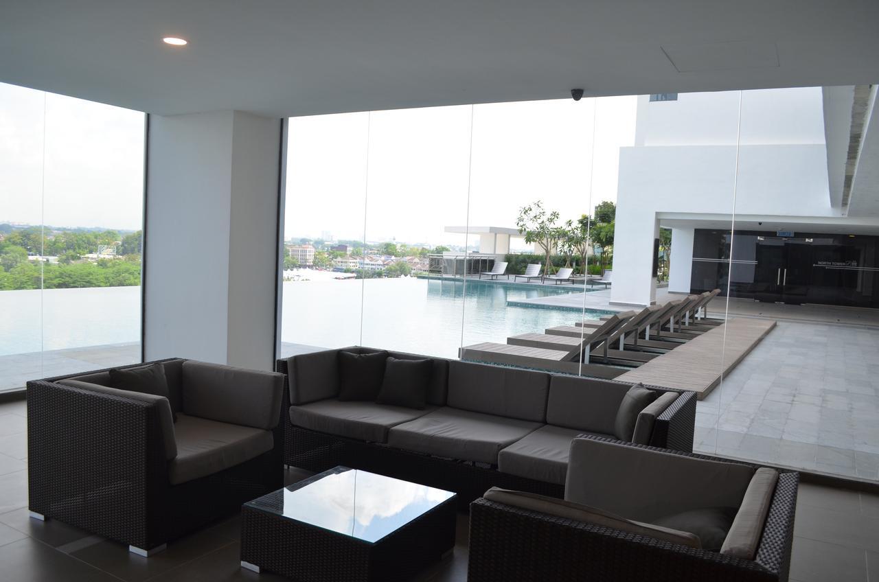 1 Tebrau Suites By Subhome Johor Bahru Exterior photo