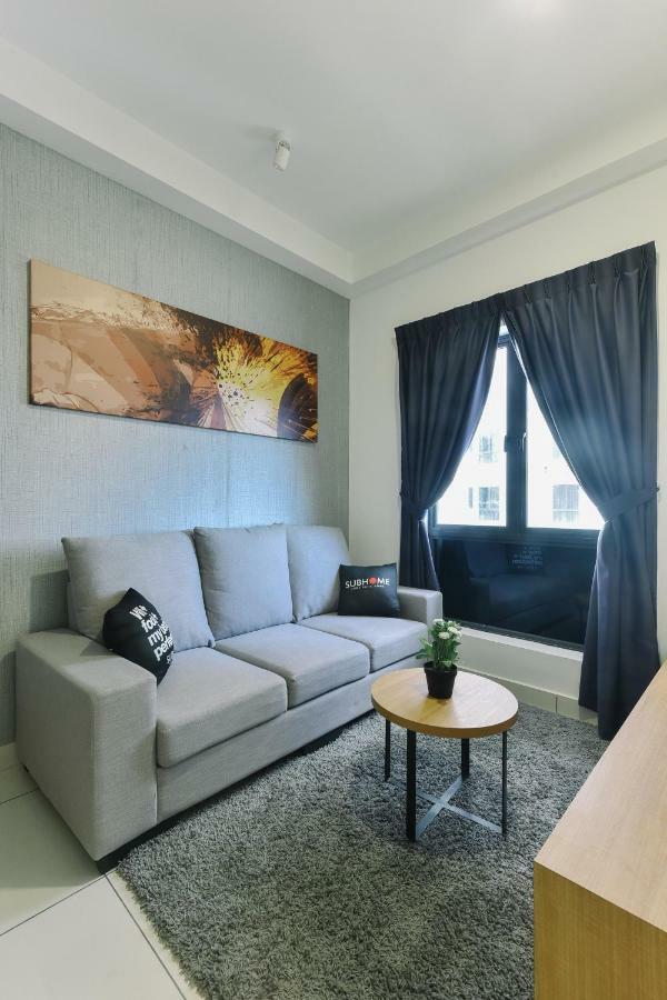 1 Tebrau Suites By Subhome Johor Bahru Exterior photo